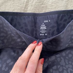 C38 Takara Shine Leggings